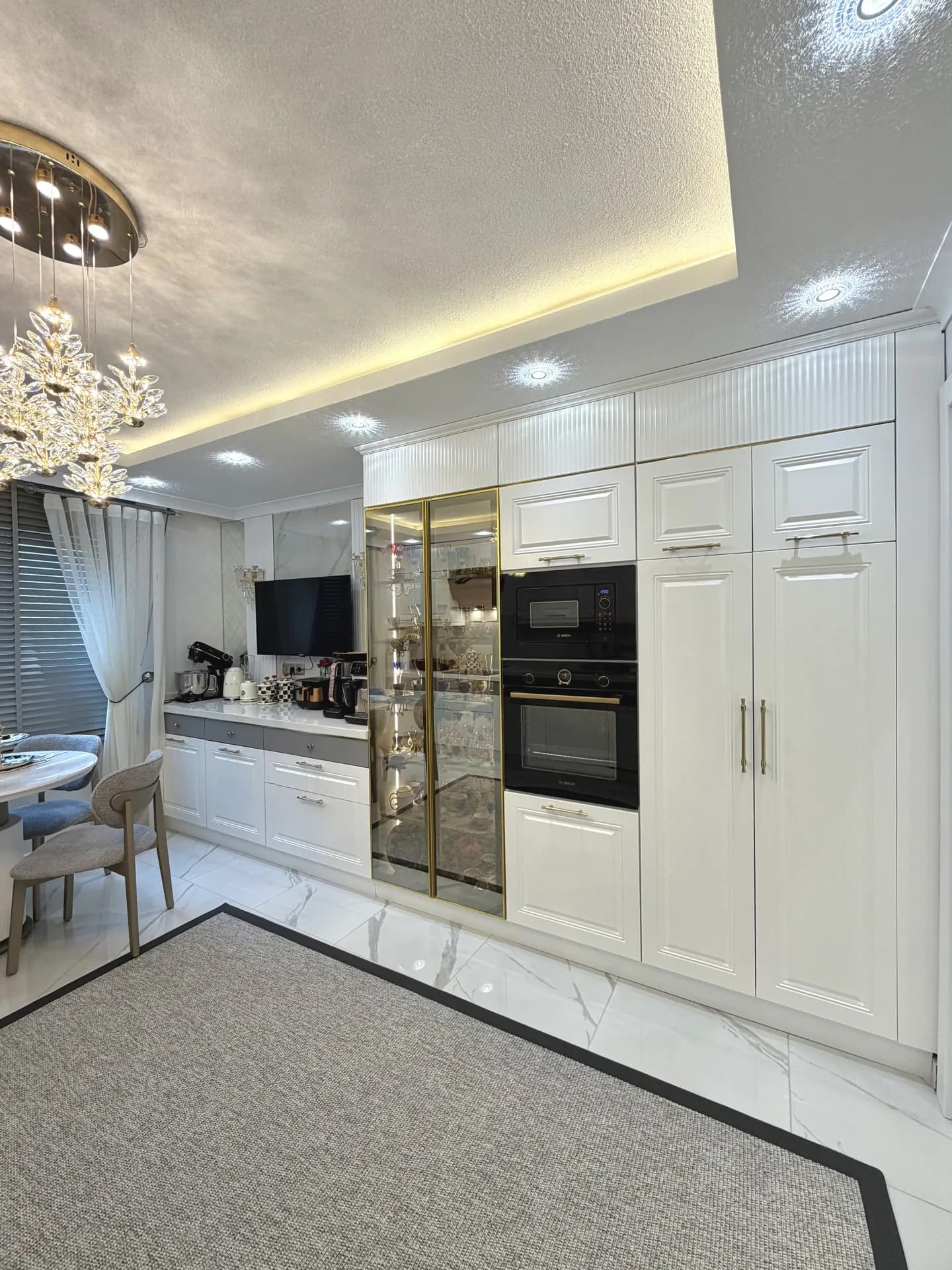 İ-S Evi — Dolap Kapakları ve Tezgah İçi