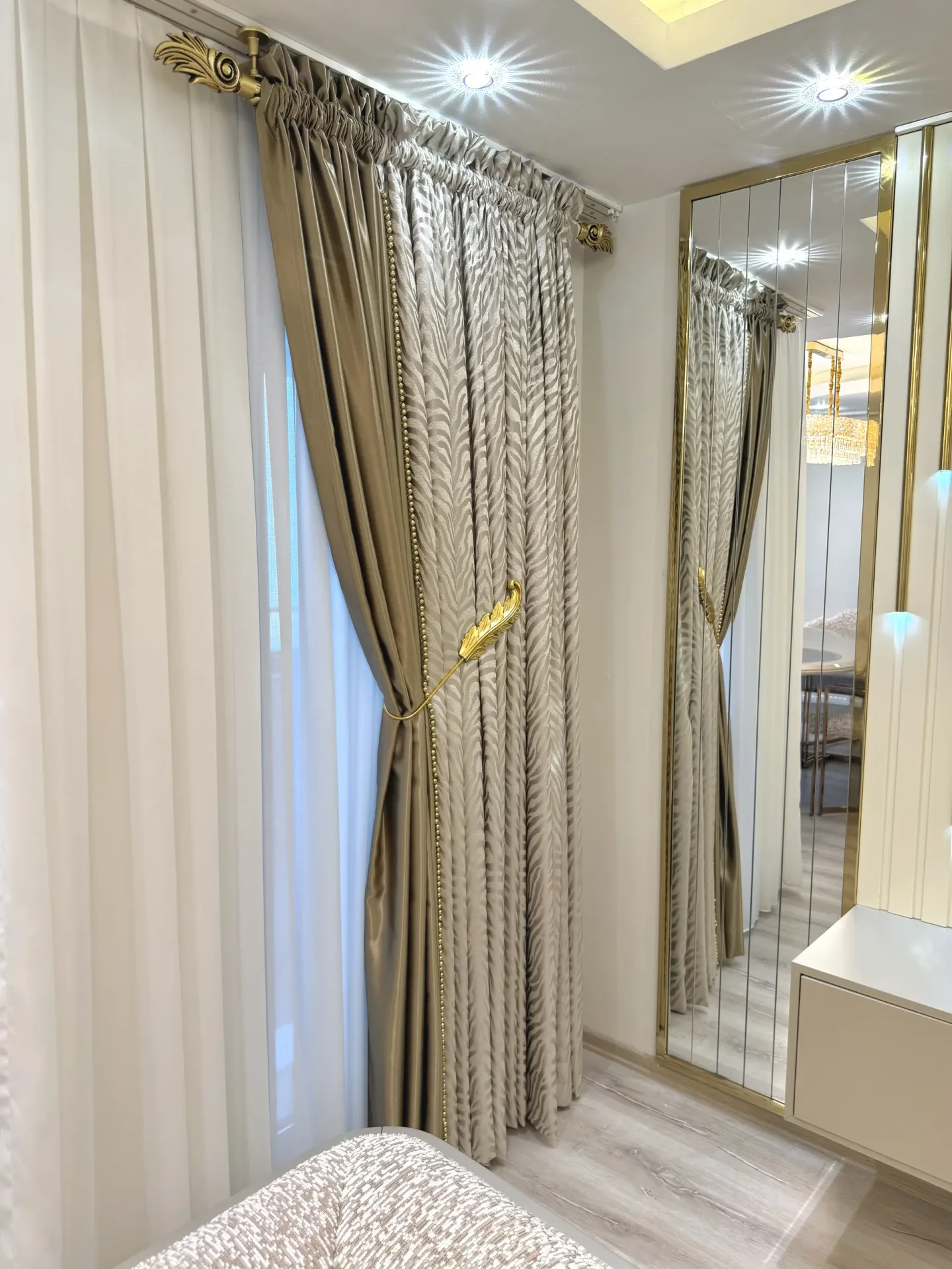 S-İ Evi — Salon ve Yemek Alanı Bütünlüğü